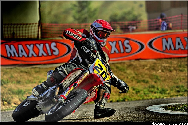 bougard_14_supermotard_alp_huez_2009