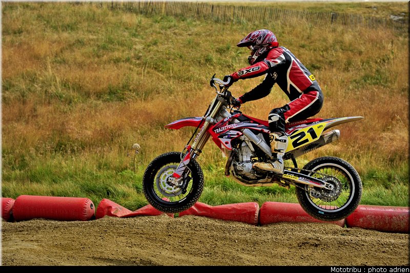 cazade_02_supermotard_alp_huez_2009