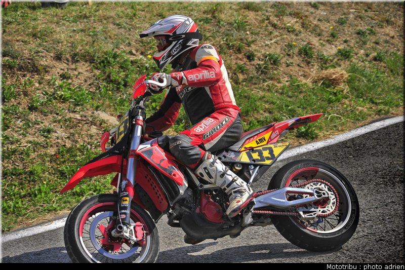 chevalier_6_supermotard_alp_huez_2009
