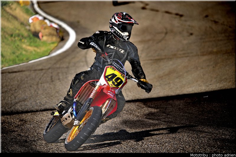 chutaux_13_supermotard_alp_huez_2009