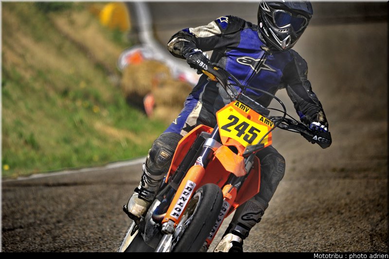 clement_3_supermotard_alp_huez_2009