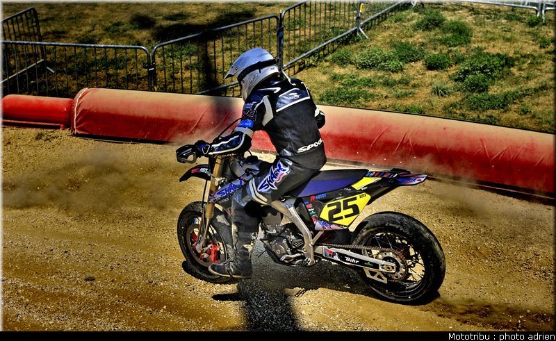 fouquet_11_supermotard_alp_huez_2009