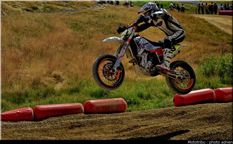fura_04_supermotard_alp_huez_2009