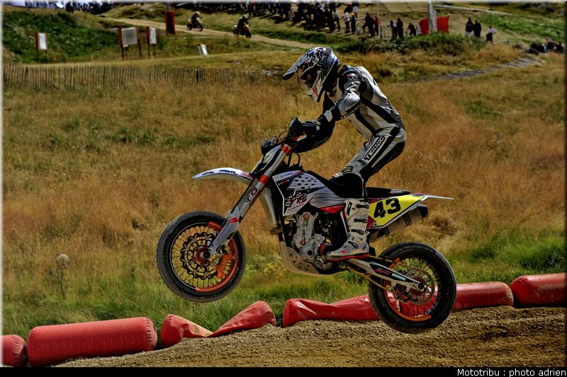 fura_05_supermotard_alp_huez_2009