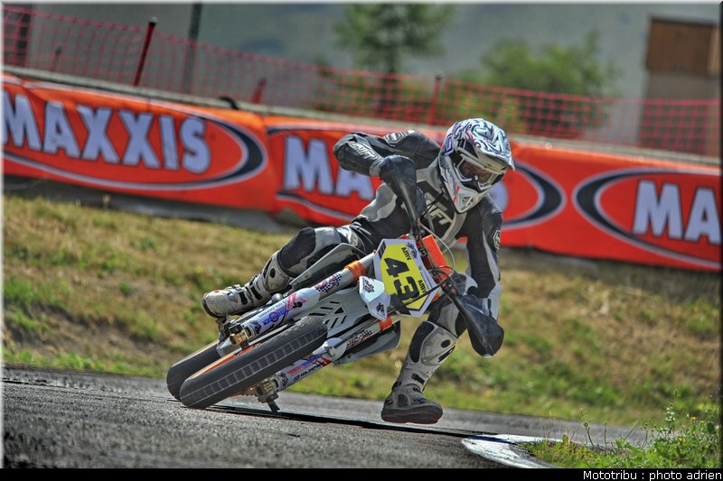 fura_20_supermotard_alp_huez_2009