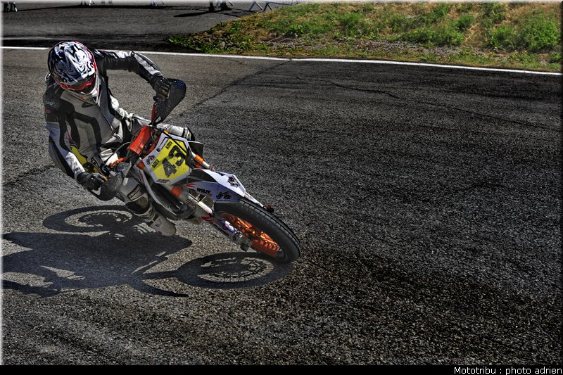fura_28_supermotard_alp_huez_2009