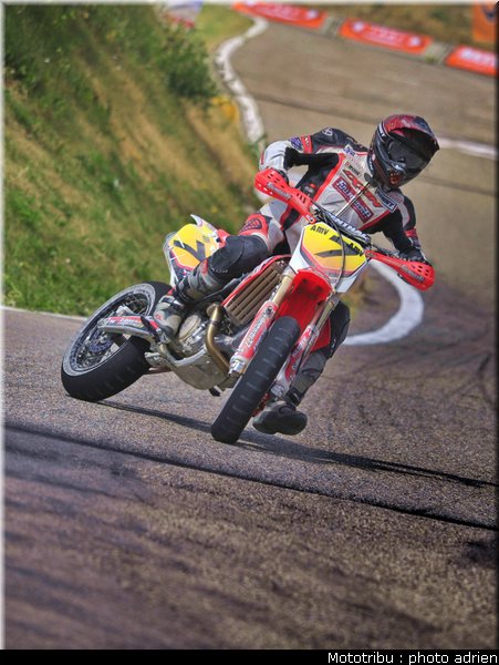 giroud_13_supermotard_alp_huez_2009