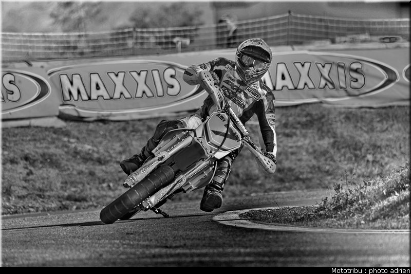 giroud_16_supermotard_alp_huez_2009