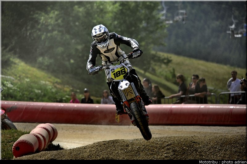 jacquelin_01_supermotard_alp_huez_2009
