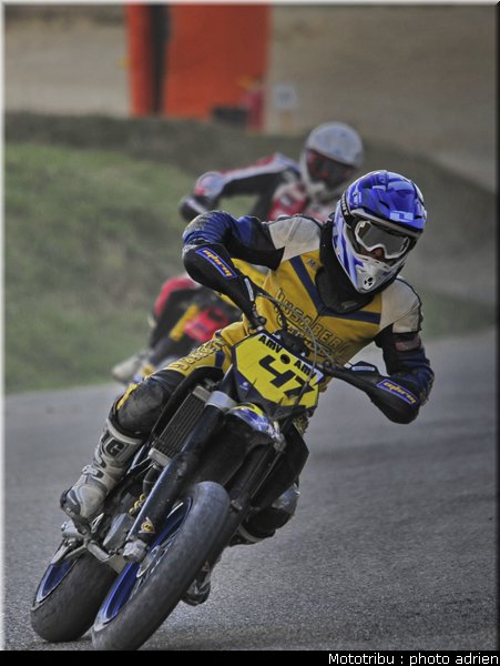 morel_a_24_supermotard_alp_huez_2009
