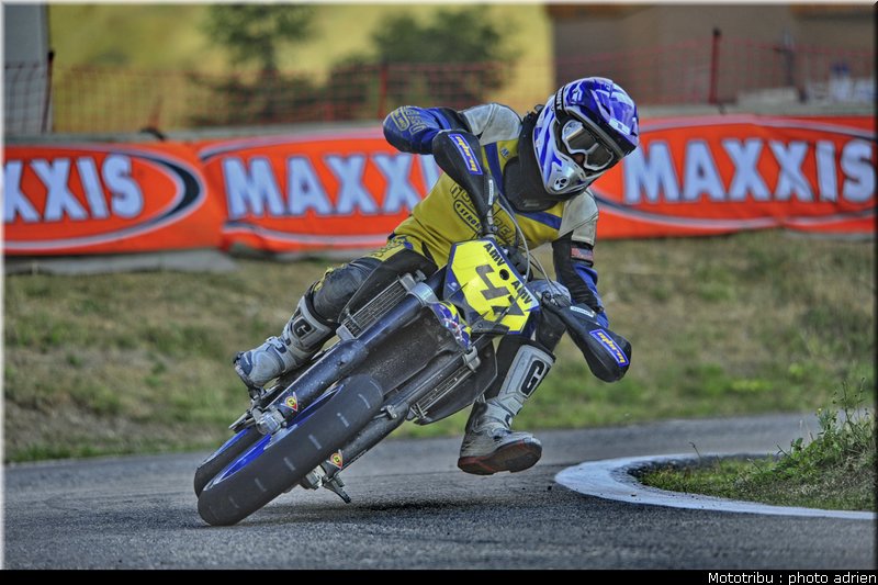 morel_a_26_supermotard_alp_huez_2009