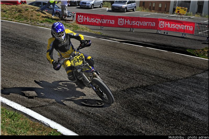 morel_k_19_supermotard_alp_huez_2009