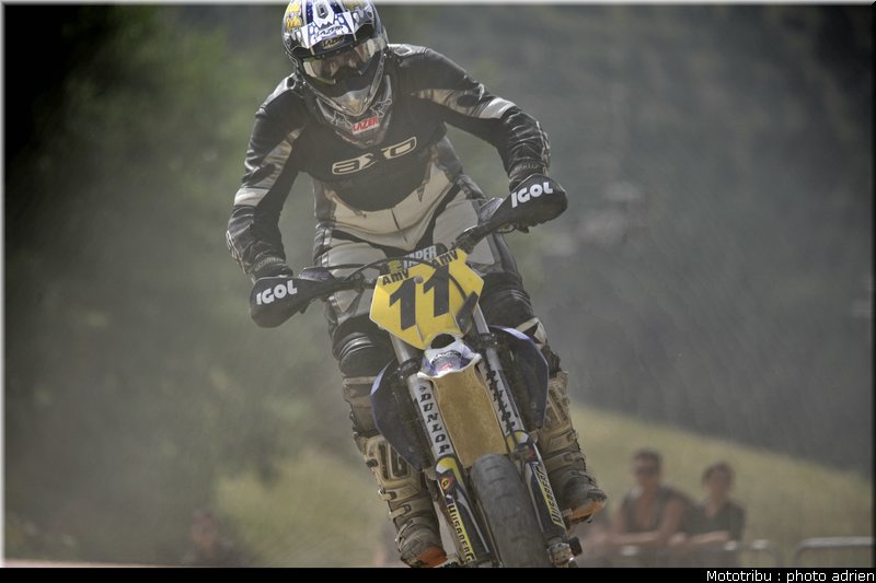 richer_10_supermotard_alp_huez_2009