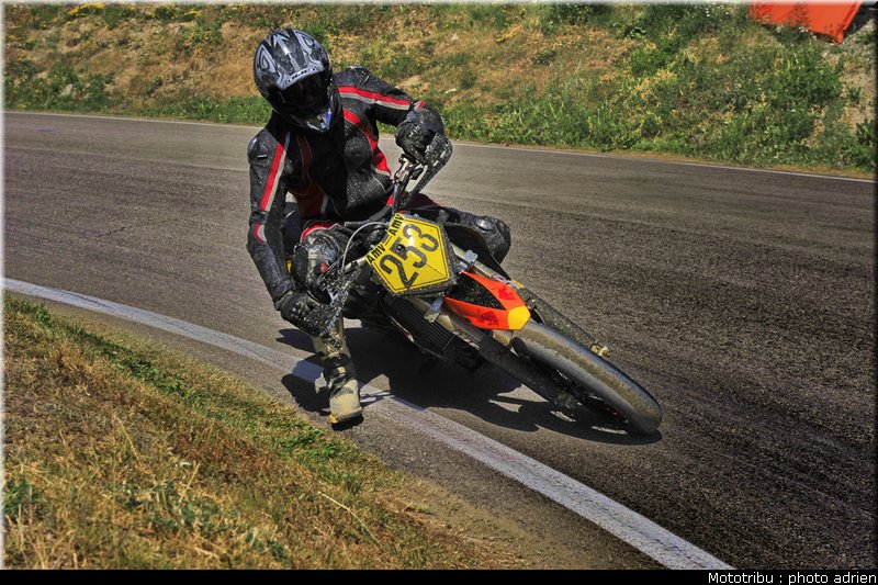 schmaltz_16_supermotard_alp_huez_2009