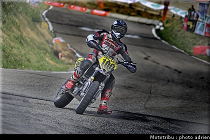 100_6_supermotard_alp_huez_2009.jpg