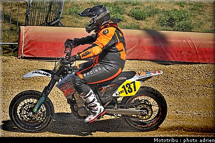 137_1_supermotard_alp_huez_2009.jpg