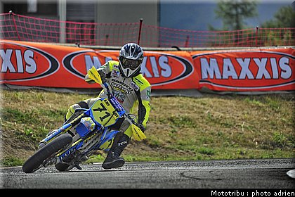 71_3_supermotard_alp_huez_2009.JPG