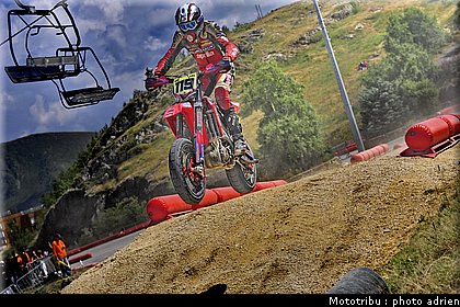 bonnevie_6_supermotard_alp_huez_2009.jpg