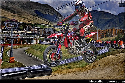 bonnevie_7_supermotard_alp_huez_2009.jpg