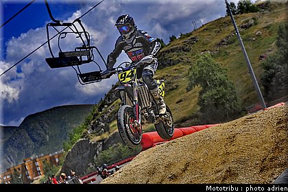 borne_9_supermotard_alp_huez_2009.jpg