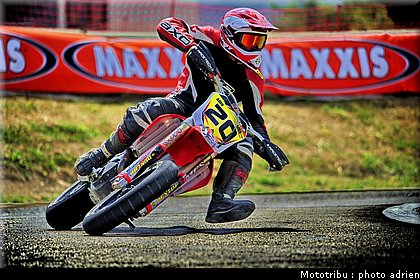 bougard_13_supermotard_alp_huez_2009.jpg