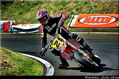 cazade_04_supermotard_alp_huez_2009.jpg