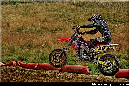 chutaux_02_supermotard_alp_huez_2009.jpg