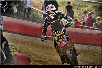 chutaux_03_supermotard_alp_huez_2009.jpg