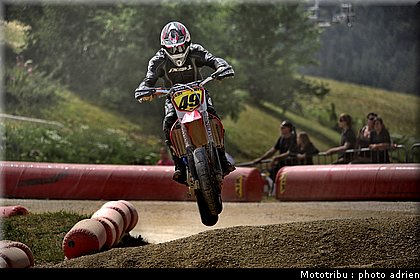chutaux_05_supermotard_alp_huez_2009.jpg