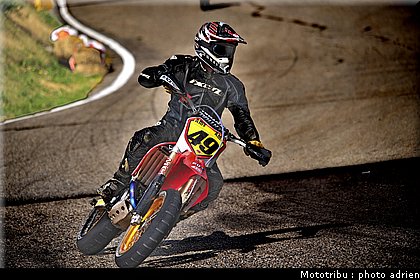 chutaux_13_supermotard_alp_huez_2009.jpg