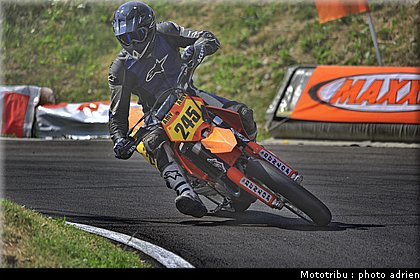 clement_2_supermotard_alp_huez_2009.jpg