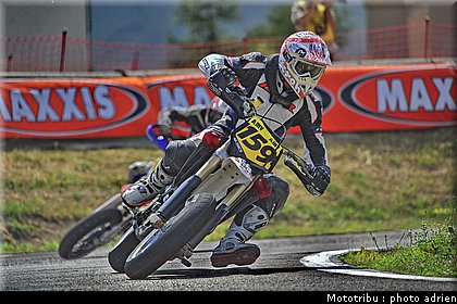 coquet_06_supermotard_alp_huez_2009.jpg