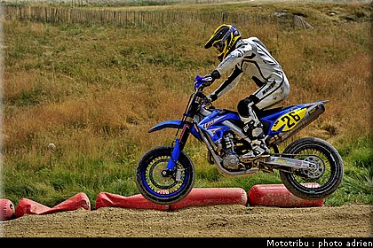 degueldre_01_supermotard_alp_huez_2009.jpg