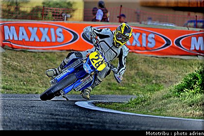 degueldre_19_supermotard_alp_huez_2009.jpg