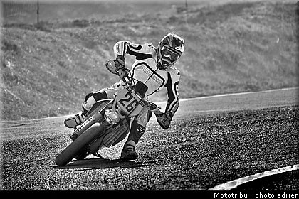 degueldre_20_supermotard_alp_huez_2009.jpg