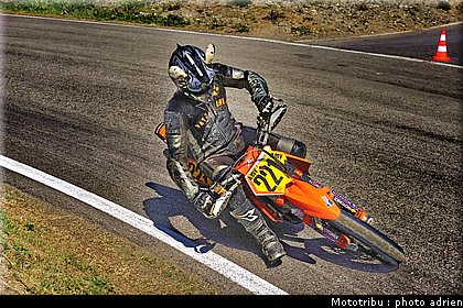 faure_13_supermotard_alp_huez_2009.jpg