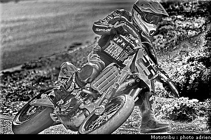 fouquet_14_supermotard_alp_huez_2009.jpg