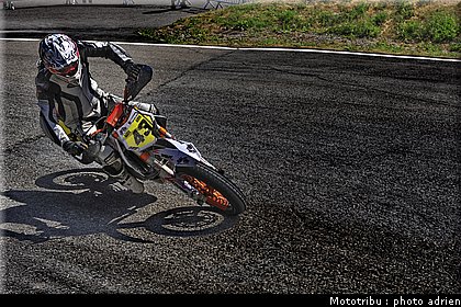 fura_28_supermotard_alp_huez_2009.jpg