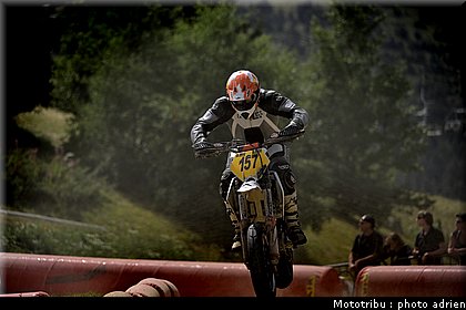 gasperini_05_supermotard_alp_huez_2009.JPG