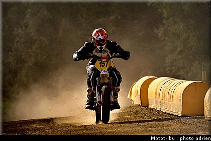 gasperini_20_supermotard_alp_huez_2009.jpg
