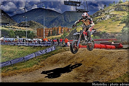 gauthereau_13_supermotard_alp_huez_2009.jpg