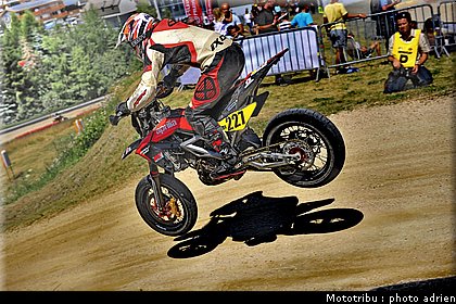 gauthereau_14_supermotard_alp_huez_2009.jpg