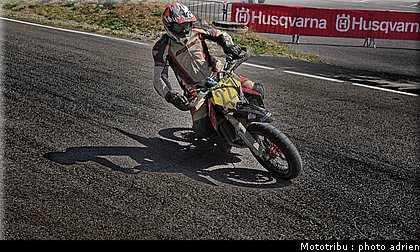 gauthereau_22_supermotard_alp_huez_2009.jpg
