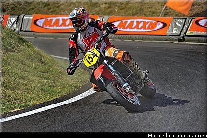 girardclos_3_supermotard_alp_huez_2009.jpg