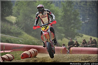 giroud_05_supermotard_alp_huez_2009.jpg