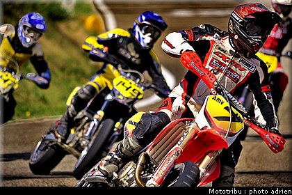 giroud_11_supermotard_alp_huez_2009.jpg