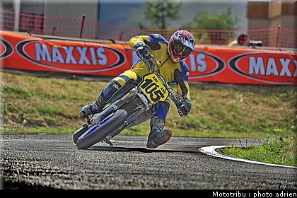 griette_h_3_supermotard_alp_huez_2009.jpg