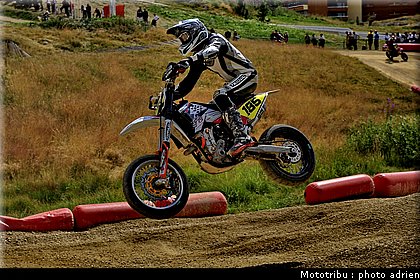 jacquelin_02_supermotard_alp_huez_2009.jpg