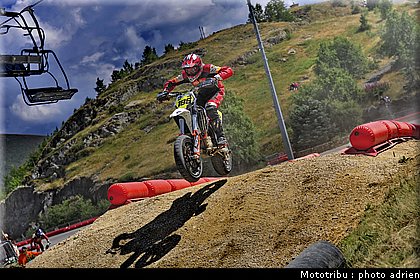 jacquelin_10_supermotard_alp_huez_2009.jpg