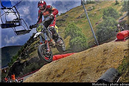 jacquelin_11_supermotard_alp_huez_2009.jpg